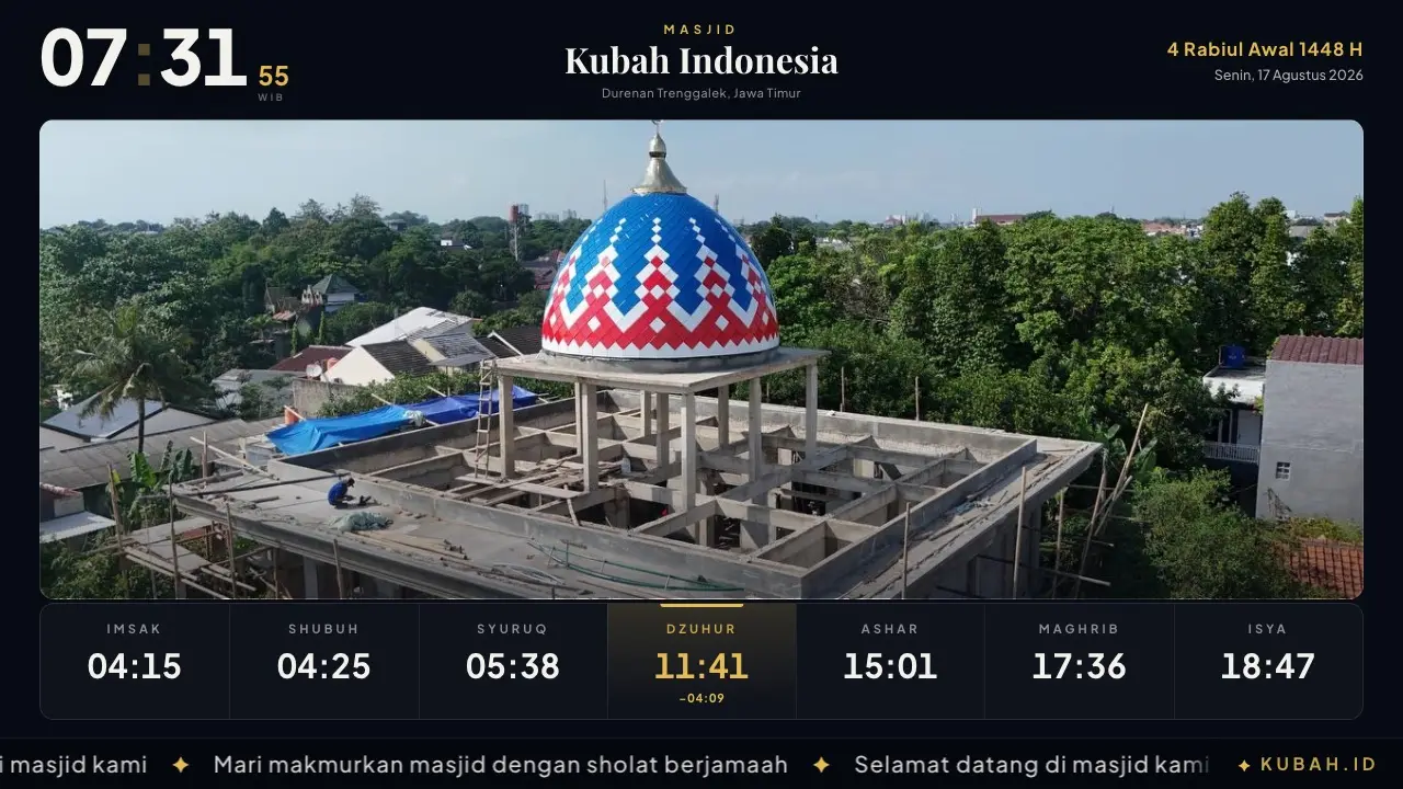Tema Bingkai — foto masjid berbingkai dengan jam besar